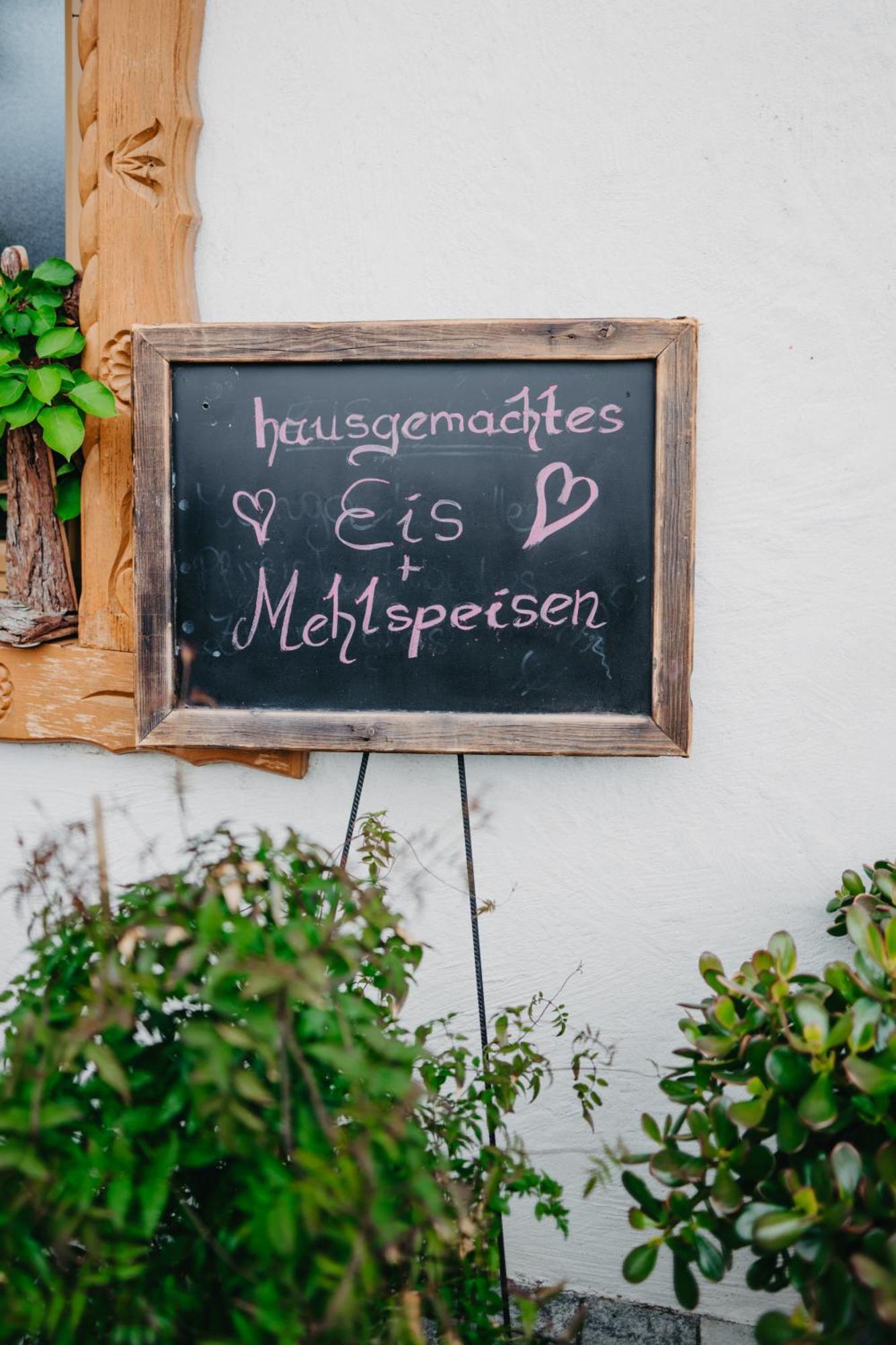Gasthof Pension Perauer Lieserhofen Eksteriør billede